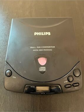 Philips AZ 6831 Vintage portable CD player. - Dual D/A Converter